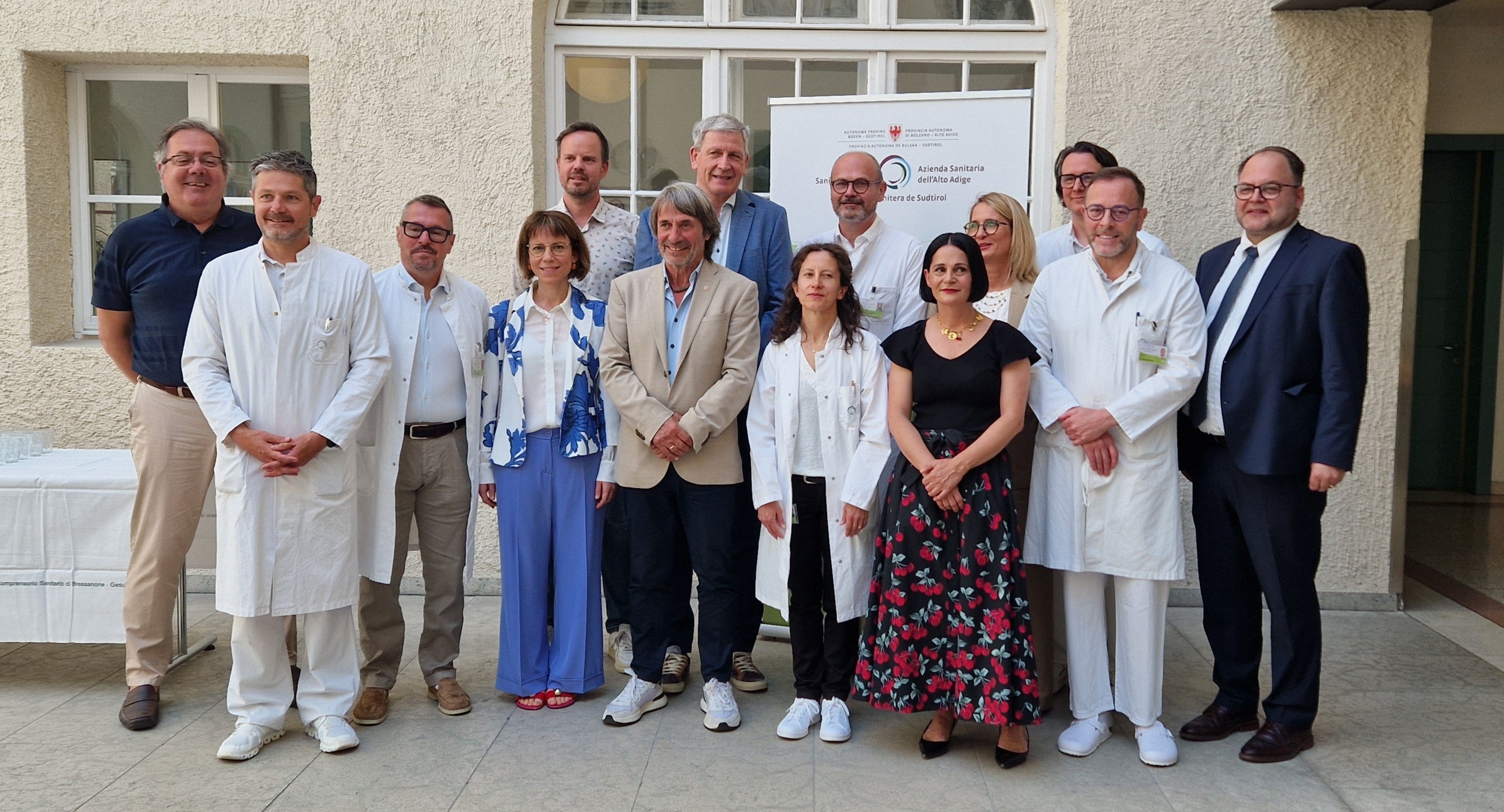 Foto di gruppo con l'Assessore e la Direzione (foto: Asdaa/VS)