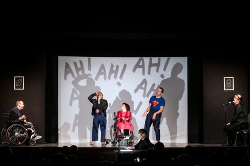 Die inklusive Theatergruppe La ribalta - Kunst der Vielfalt (Foto Ivo Corrà)