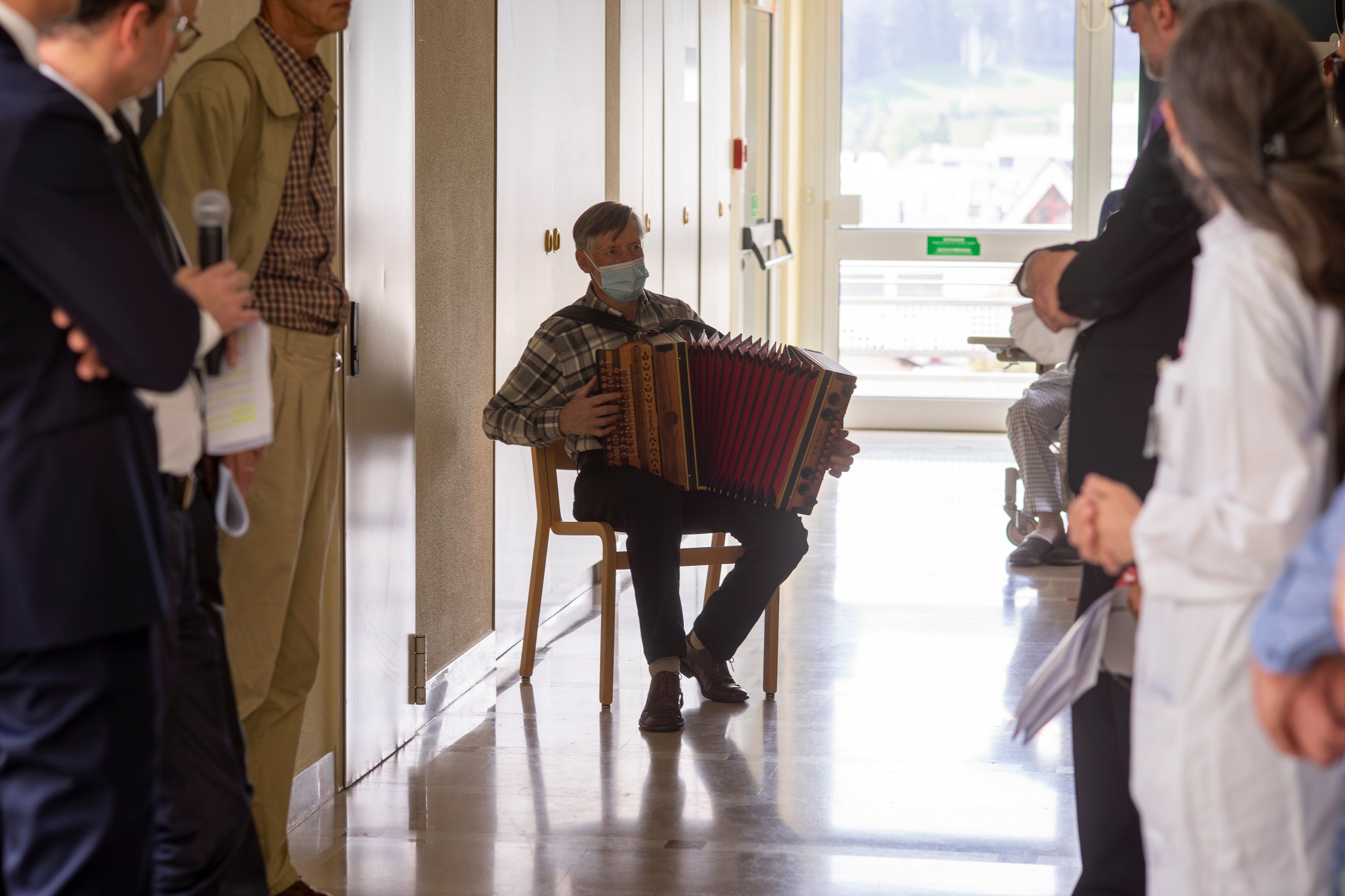 Für die musikalische Untermalung sorgte Anton Hilber (Foto: Marco Antulov)
