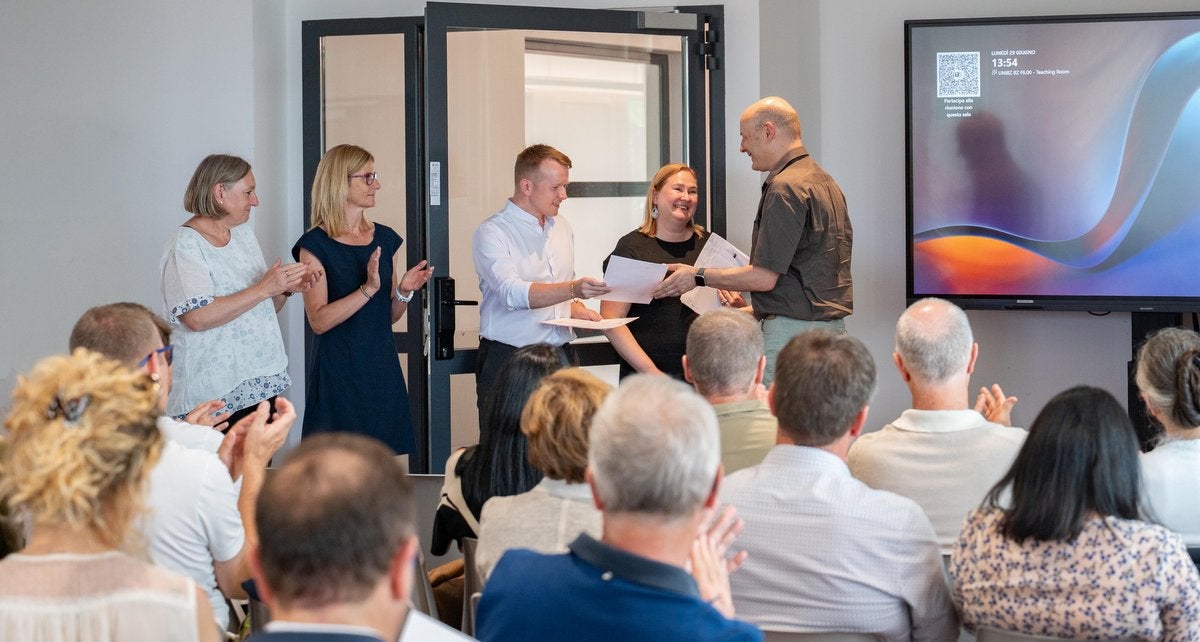 Diplomübergabe Managementlehrgang für Gesundheitsführungskräfte (Foto: LPA/Greta Stuefer)