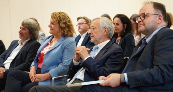 (v.l.) Hubert Messner, Rosmarie Pamer, Michl Ebner, Christian Kofler (Foto: Sabes/Peter A. Seebacher)