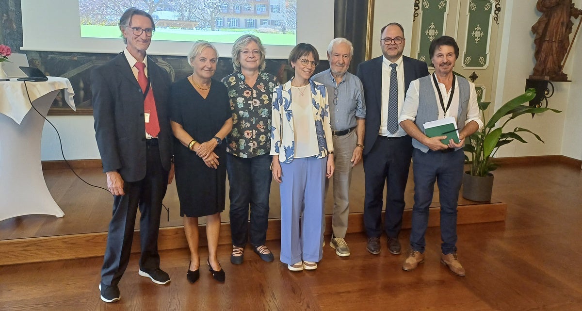 (da sin.) Edmund Senoner, Caroline Wanko, Bettina Meraner, Elisabeth Montel, Josef Klammer, Christian Kofler, Martin Fronthaler (Foto: Sabes/Lukas Raffl)