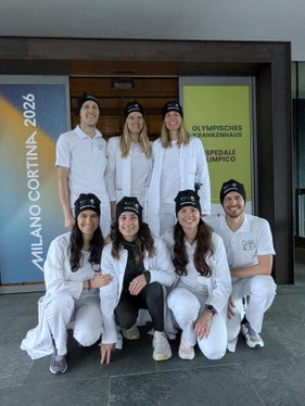 Hinten v.l.n.r.: Simon Schmidt, Daniela Zwerger, Ingrid Gomig
Vorne v.l.n.r.: Judith Larcher, Kathrin Genta, Carmen Haselrieder, Clemens Huber