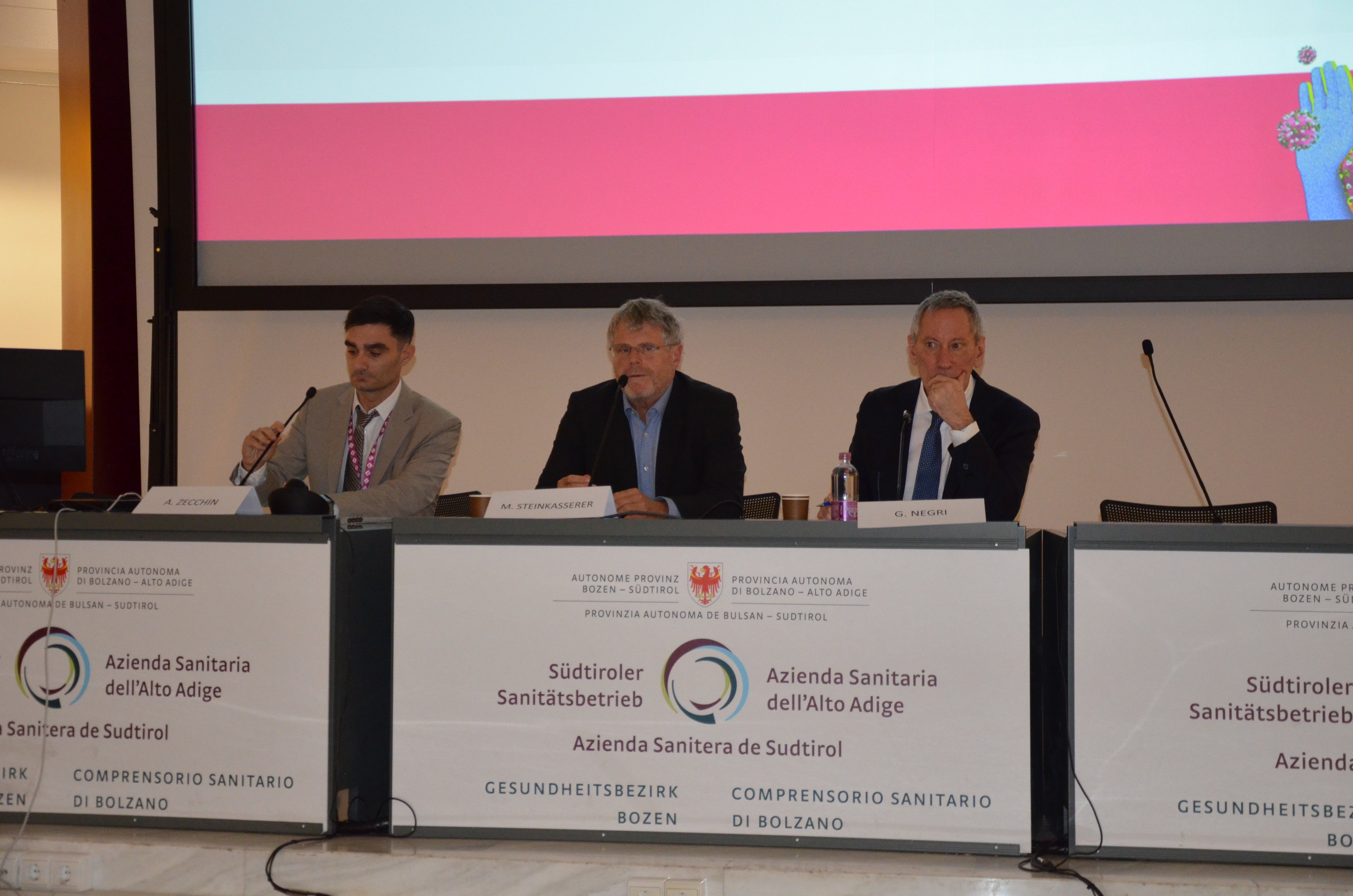 Dr. Alessandro Zecchin, Primars Dr. Martin Steinkasserer und Dr. Giovanni Negri