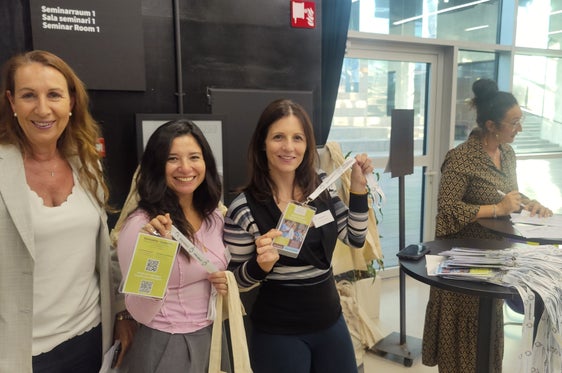 Einige Mitarbeiterinnen des Gesundheitsbetriebes