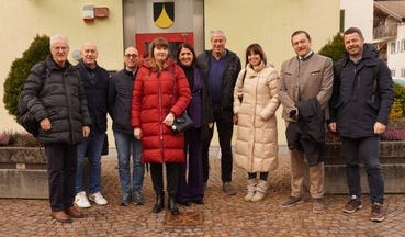 v.l.n.r.: Ernst Oberschartner, Alessandro Beccarello, Werner Dubis, Natalia Ivannikova, Irene Pechlaner, Gothard Gufler, Barbara Caggegi, Alessandro Peracchi und Robert Tschöll