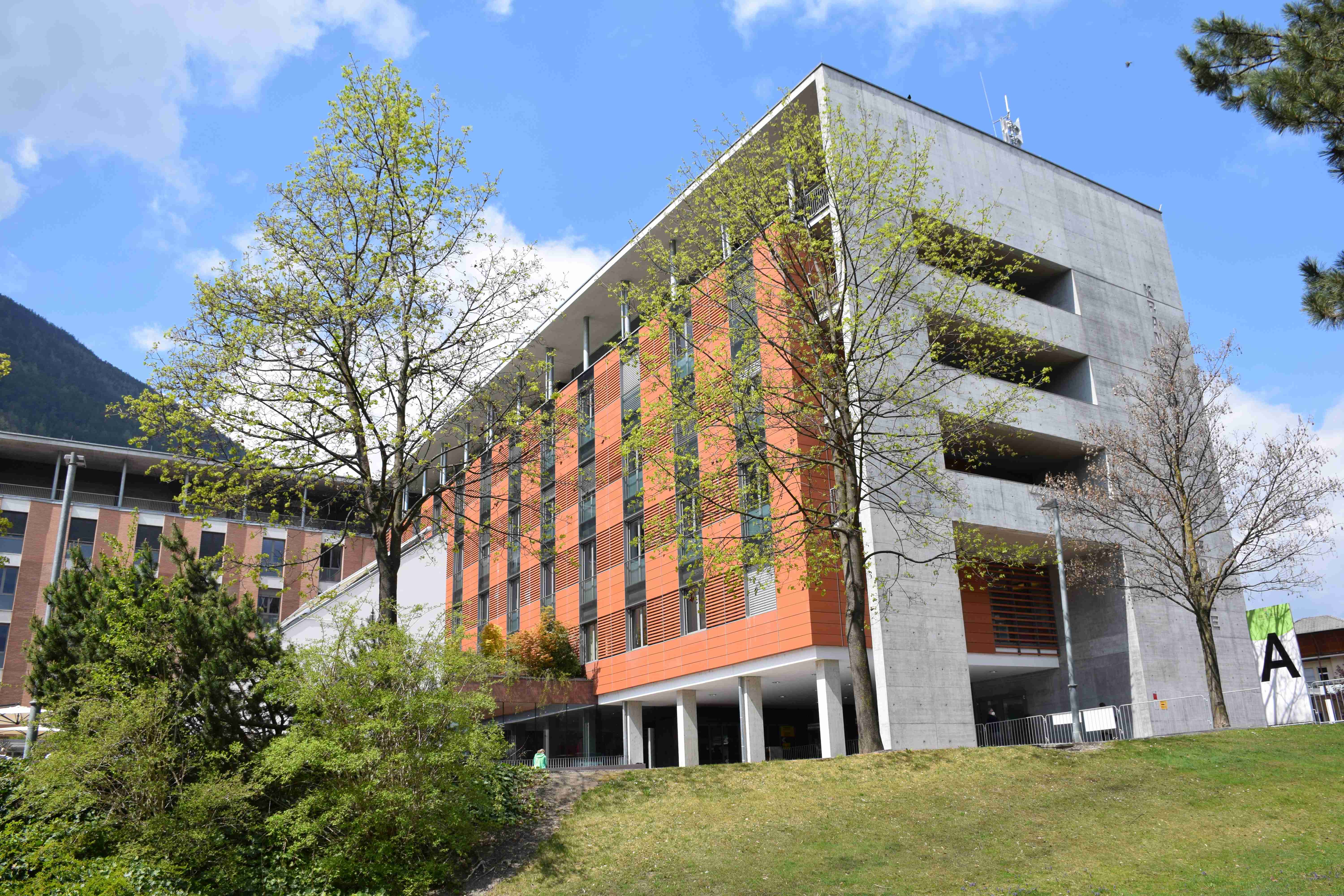 Fotoausstellung im Krankenhaus Brixen (Foto: Sabes/HP)
