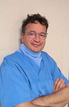 Der neue Primar der Gynäkologie und Geburtshilfe am Krankenhaus Meran Dr. Stefano Grassi (Foto: privat)