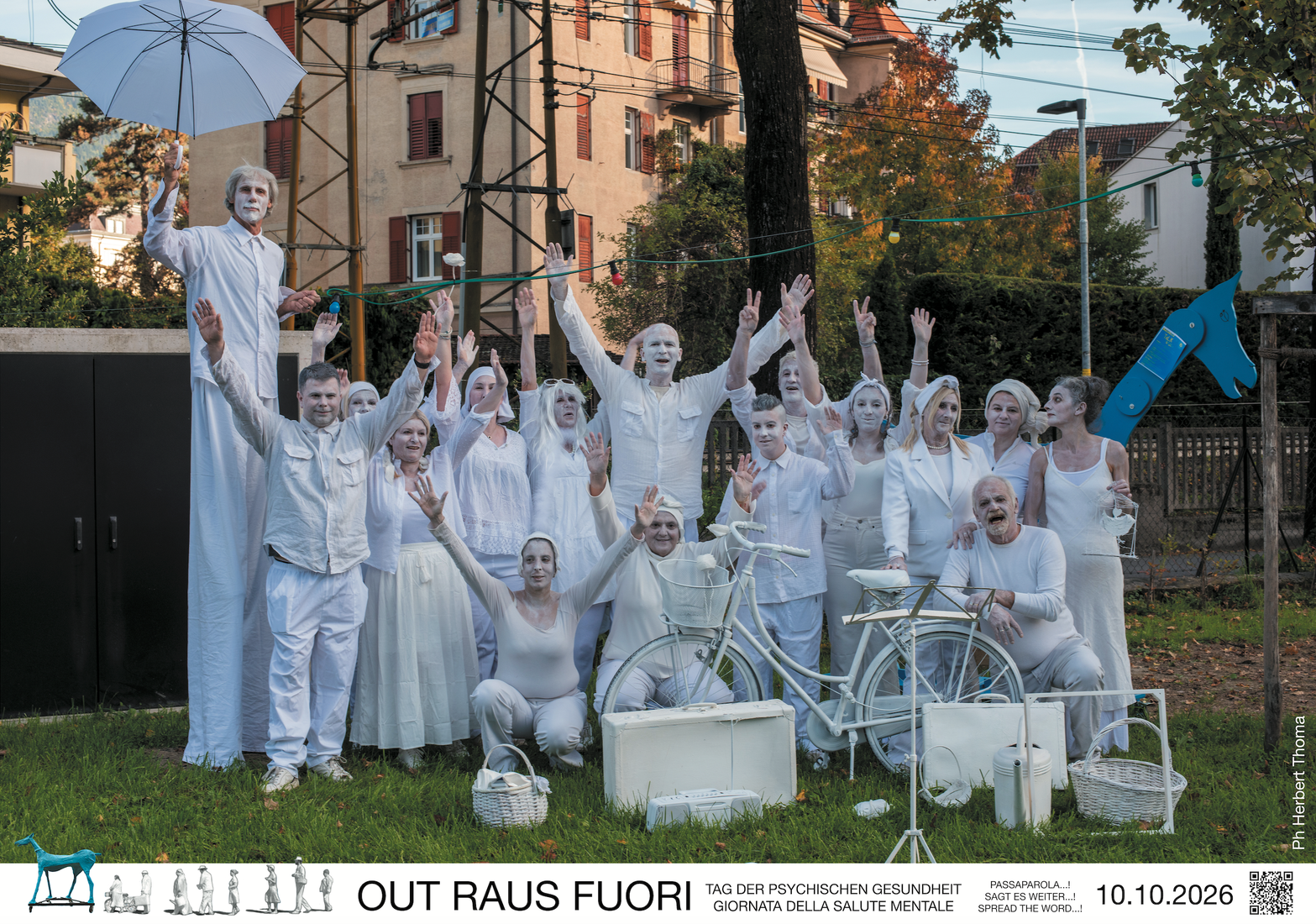 OUT RAUS FUORI (Foto: Herbert Thoma)