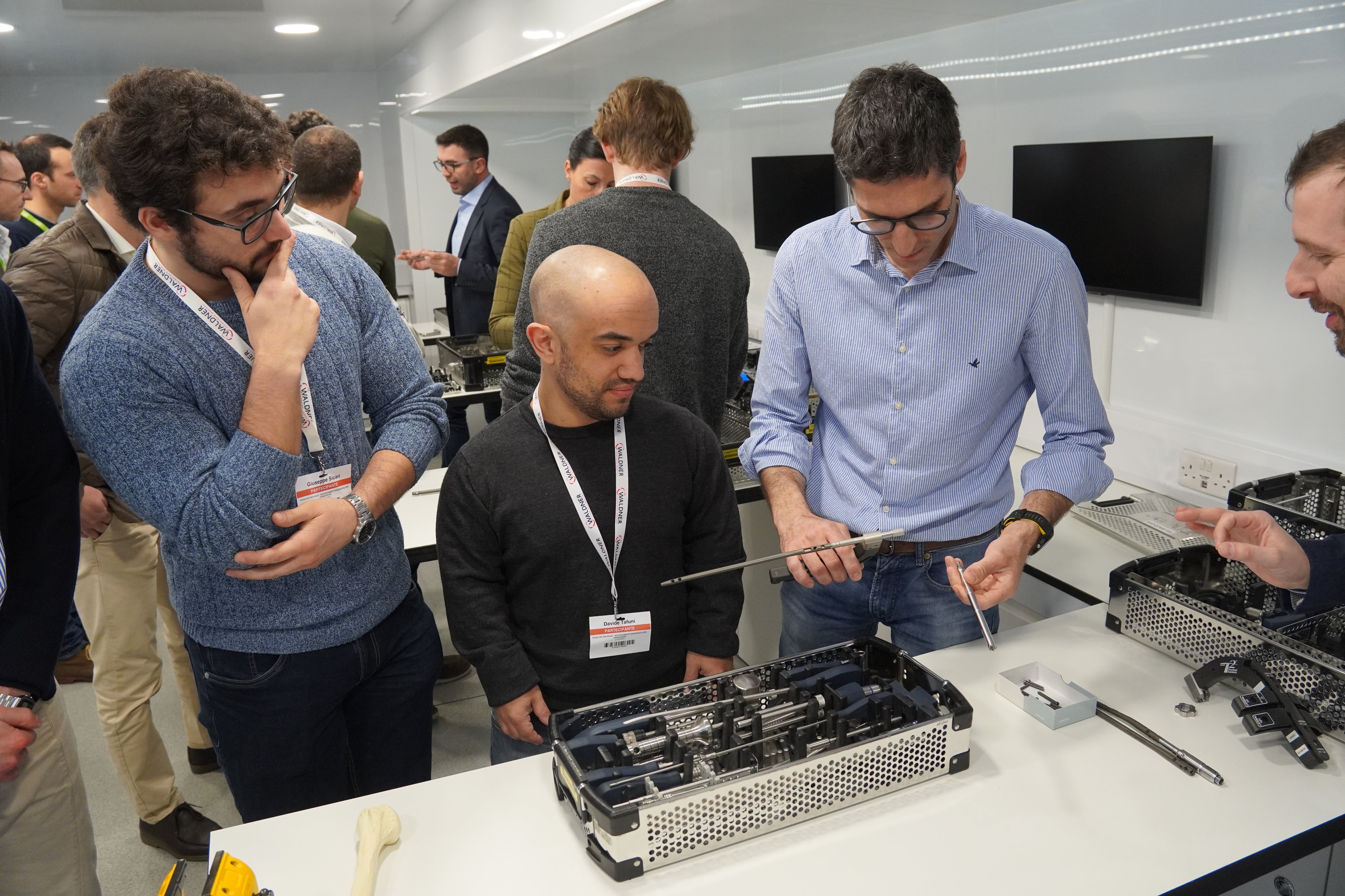 Teilnehmer mit Francesco Simeone (3 v.l.n.r.) 