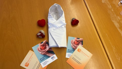 Einschlagdecke für Sternenkinder 