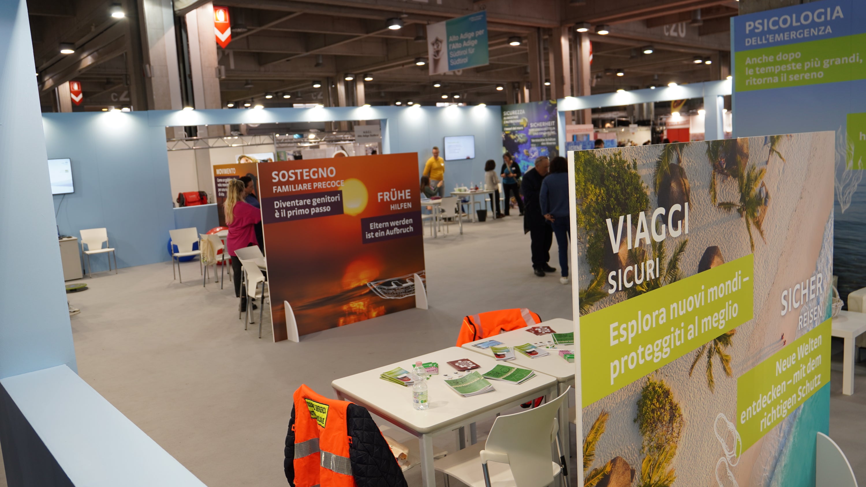 Es gab Informationen zur gesundheitlichen Vorbereitung von Fernreisen und eine Vorstellung der „Frühen Hilfen“. (Foto: Ingeburg Gurndin)