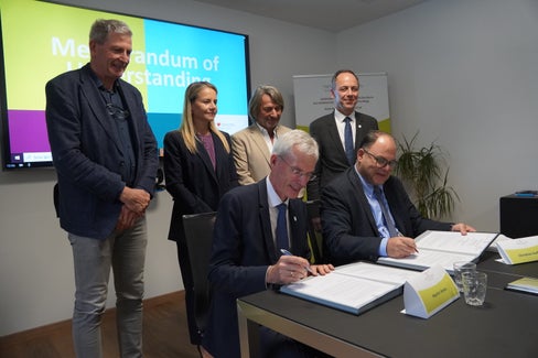 Kooperation Sanitätsbetrieb - Charité Berlin