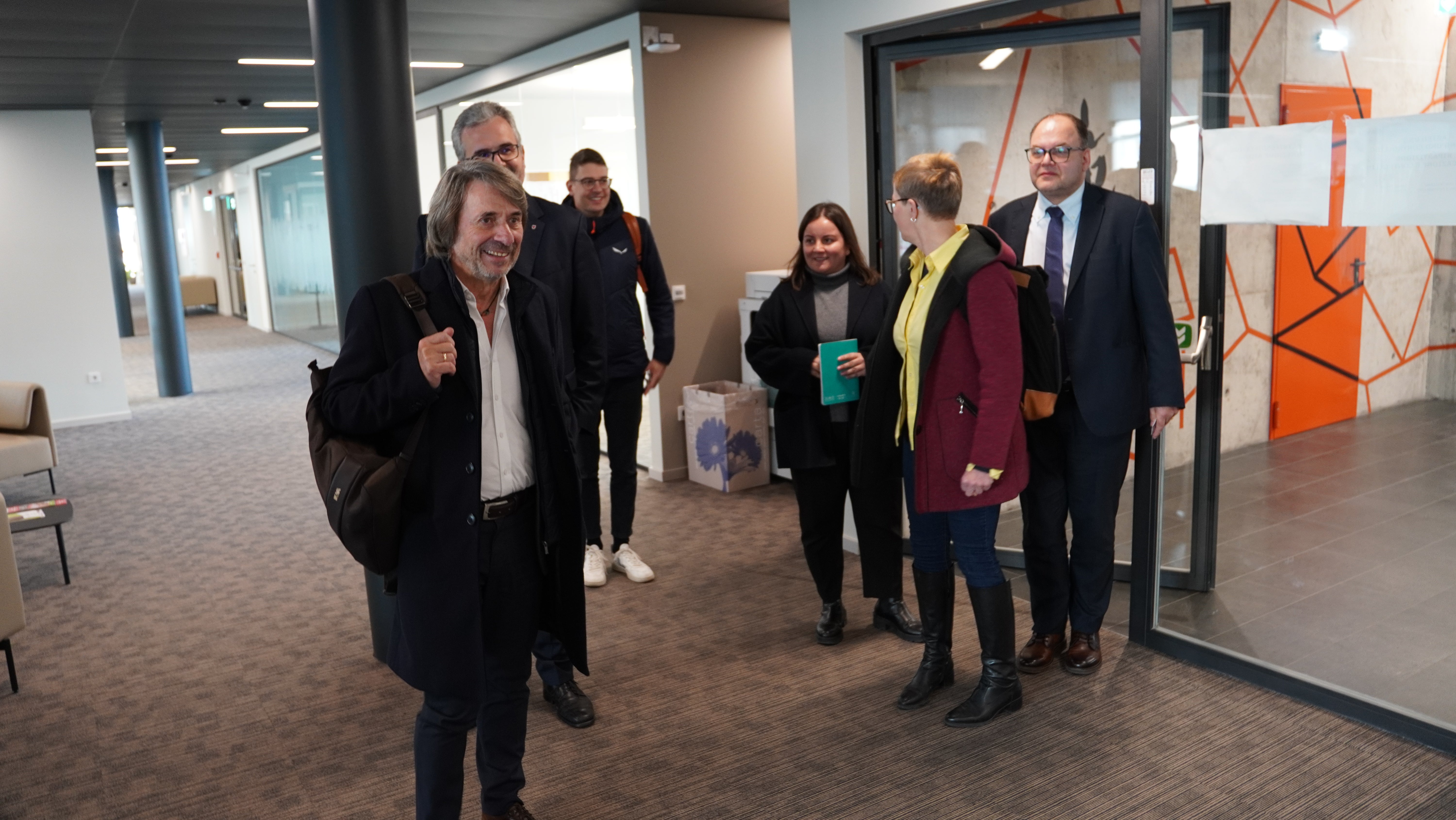 Landesrat Hubert Messner besucht den Park Edison. (Foto: Peter A. Seebacher)