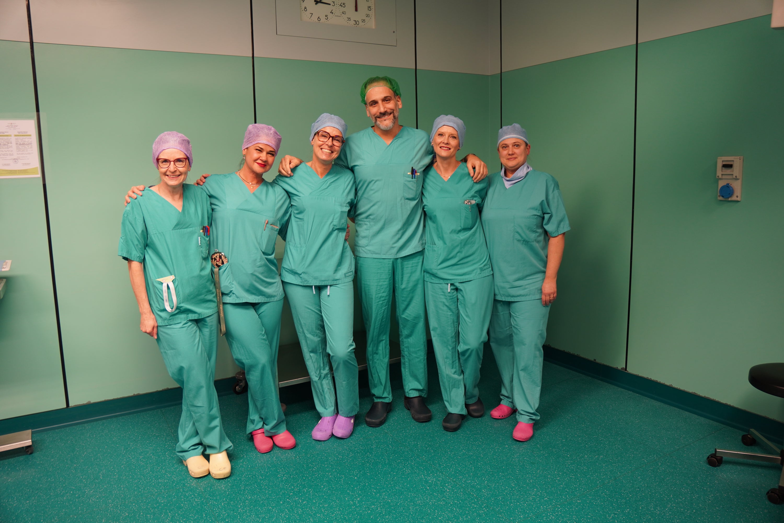 v.l.n.r.: Viktoria Paris, Ivana Tesic, Micaela Barbieri, Antonio De Carlo, Mara Pilotto und Katia Larcher (Foto: Sabine Flarer)