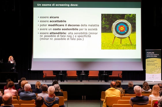 Un esame di screening deve essere sicuro, accettabile, poter modificare il decorso della malattia, aver un costo sostenibile per la società ed essere attendibile. (Foto: Ivo Corrà)