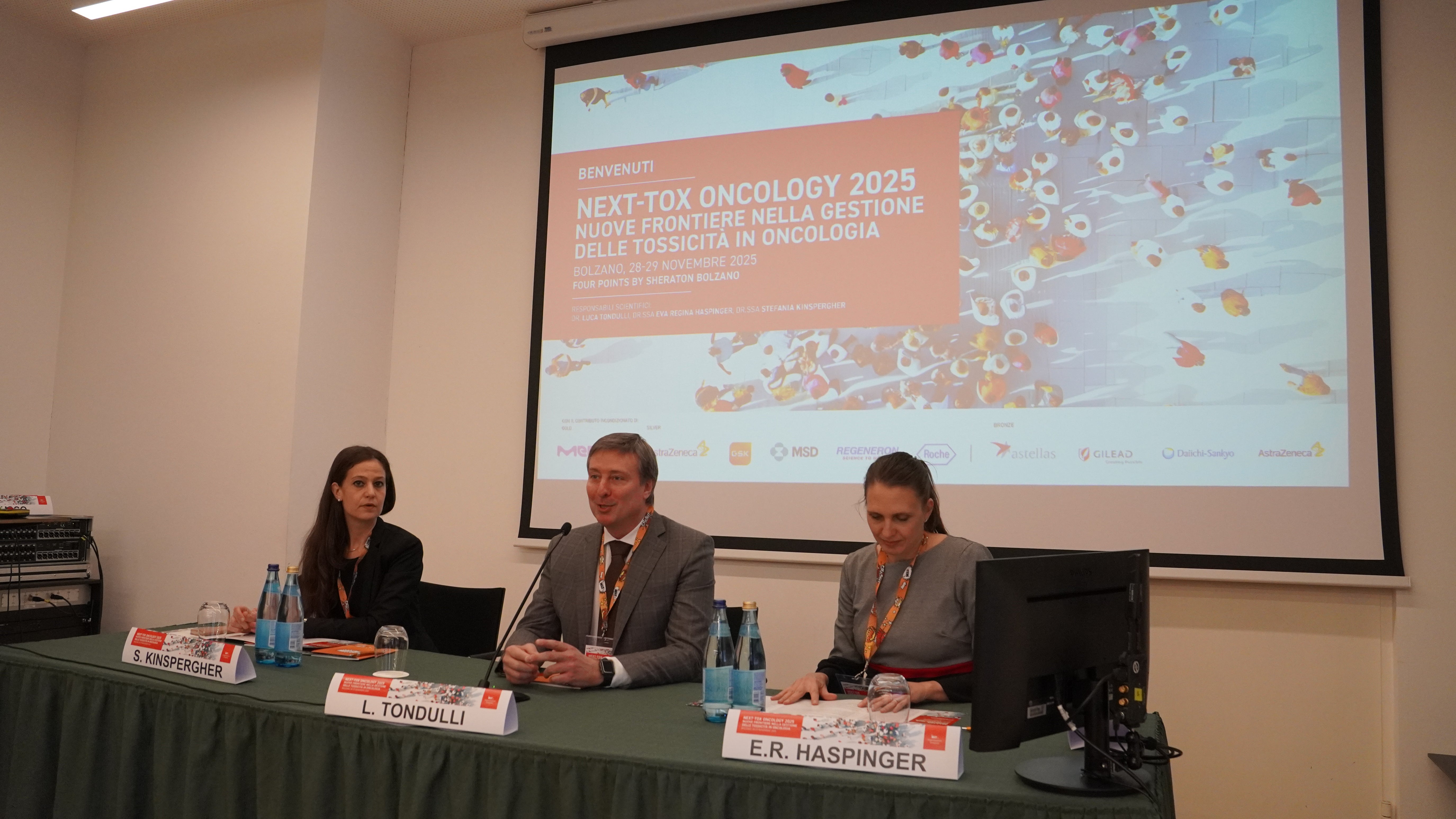 Da sinistra: Stefania Kinsperger, Luca Tondulli ed Eva Regina Haspinger (foto Sabes/Rocco Leo)