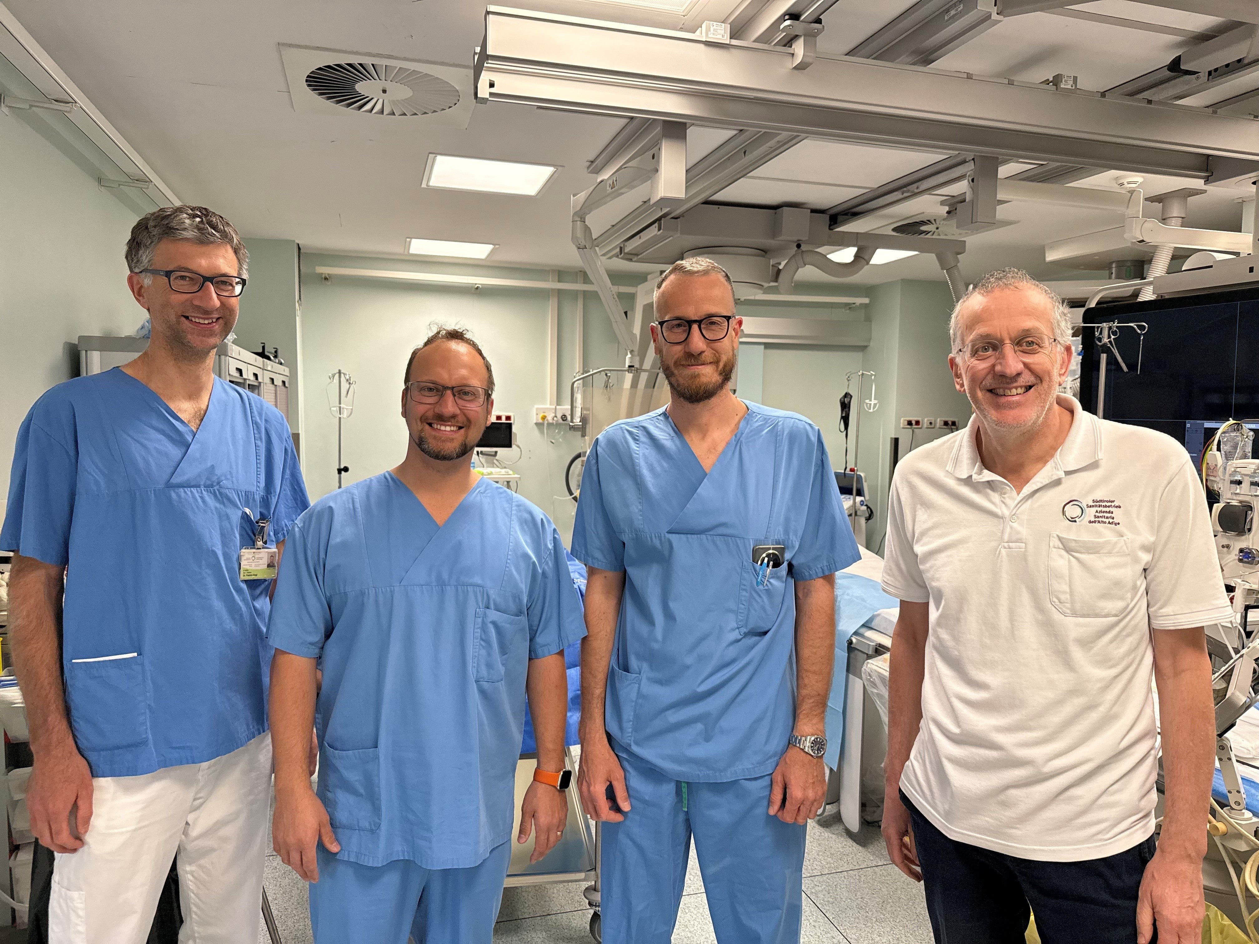 d.s.a.d.: Dott. Patrick Engl, Dott. Matthias Unterhuber, Dott. Luca Donazzan, Primario Dott. Rainer Oberhollenzer (Foto: privata)
