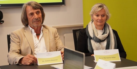 Landesrat Hubert Messner und Pflegedirektorin Marianne Siller