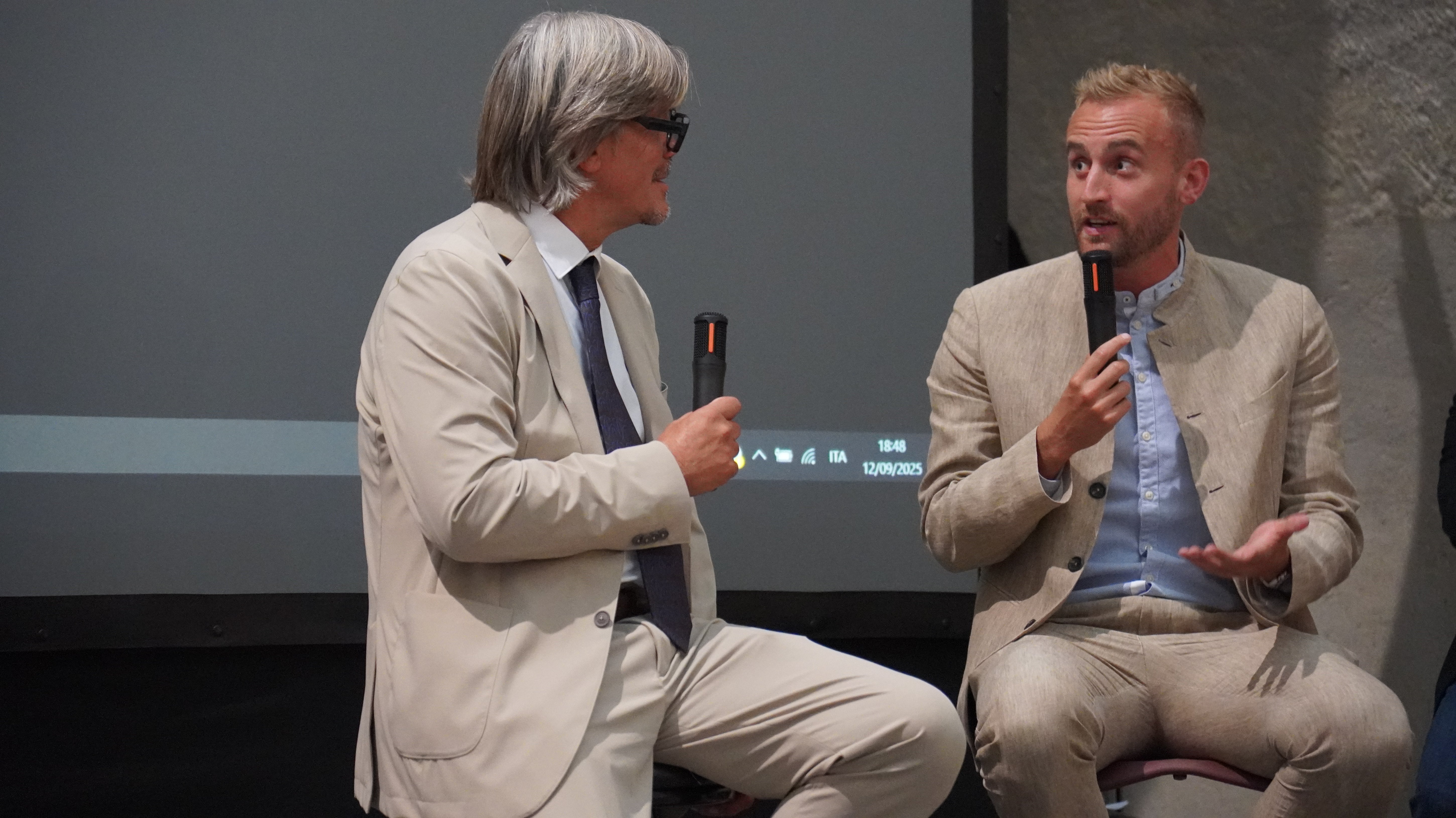 Valentino Beccari (links) mit Fabian Tait (FC Südtirol)