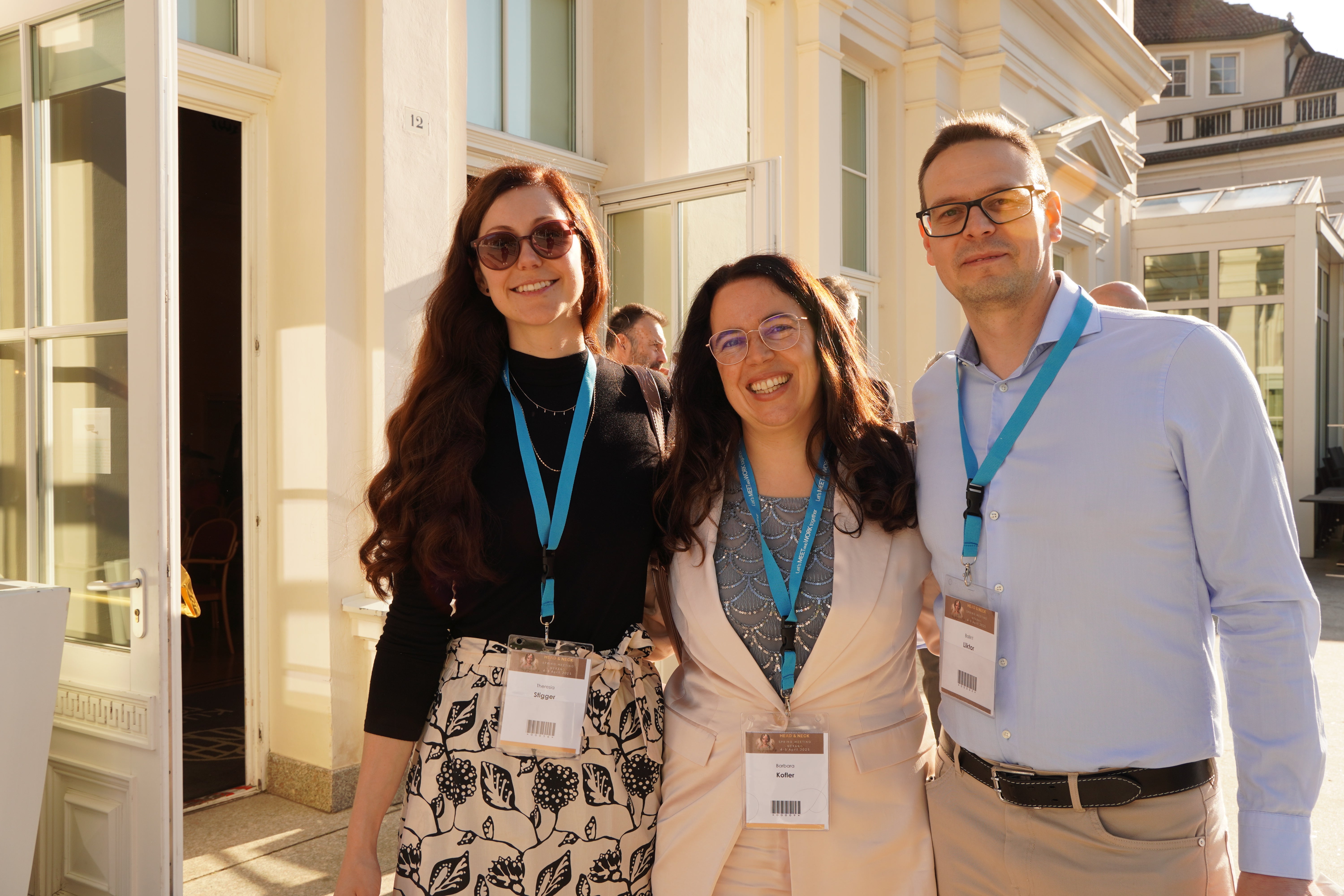 Dr.in Barbara Kofler (Mitte) mit HNO-Kollegen