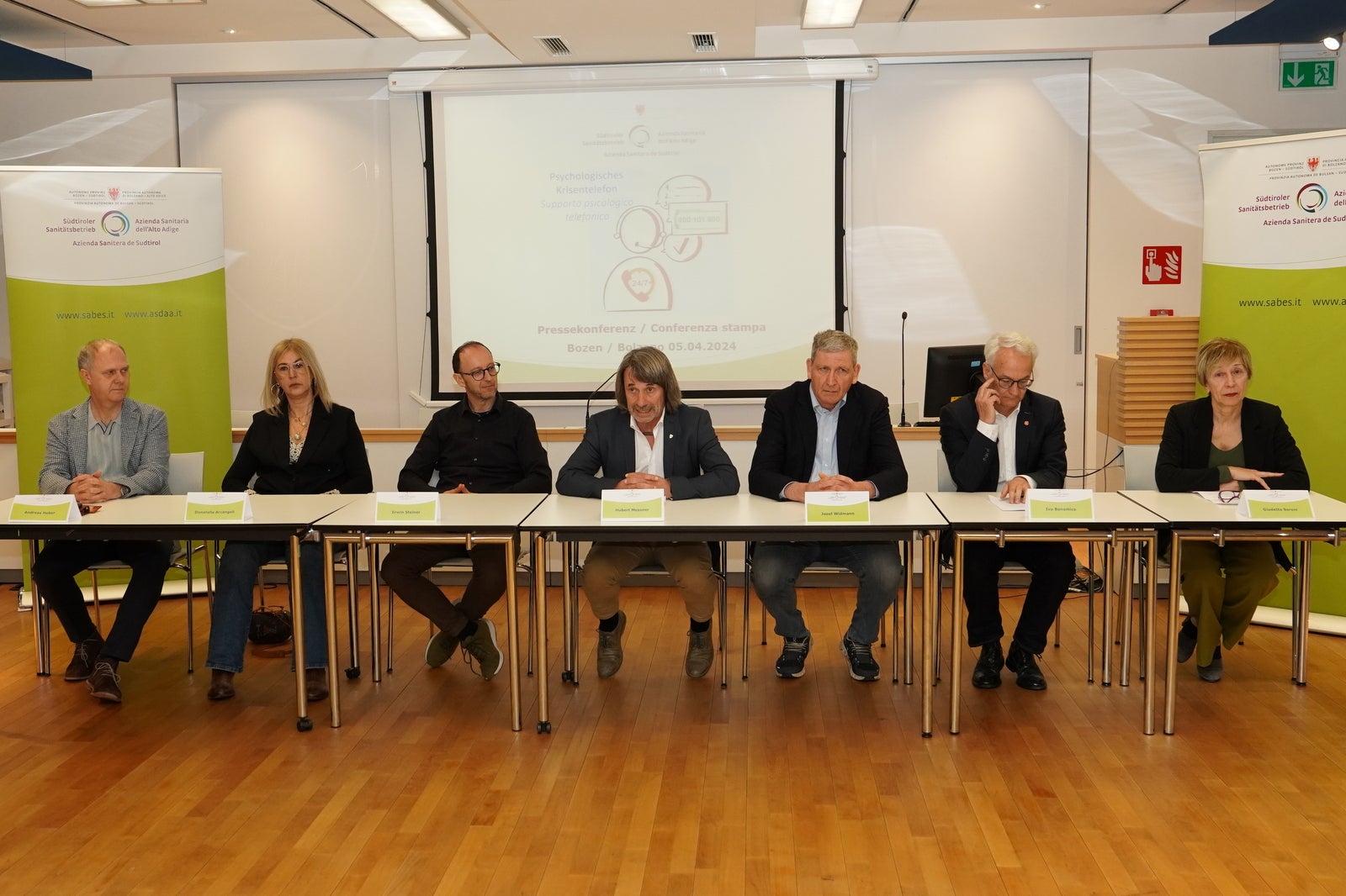 Pressekonferenz „Psychologisches Krisentelefon“