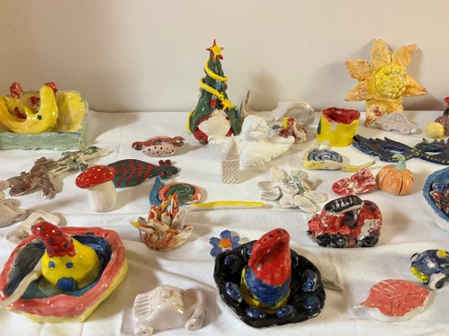 Keramikwerke der Kinder