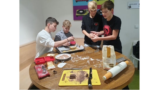 Joachim, Ivan, Michl und Jakob bei der Arbeit