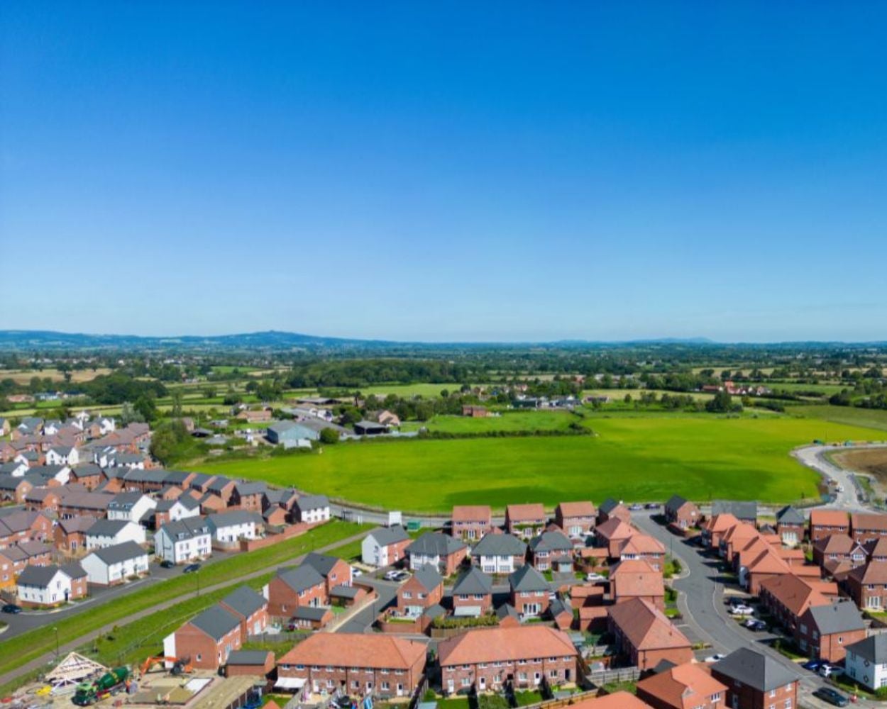 Drone image showing the wider Great Oldbury development