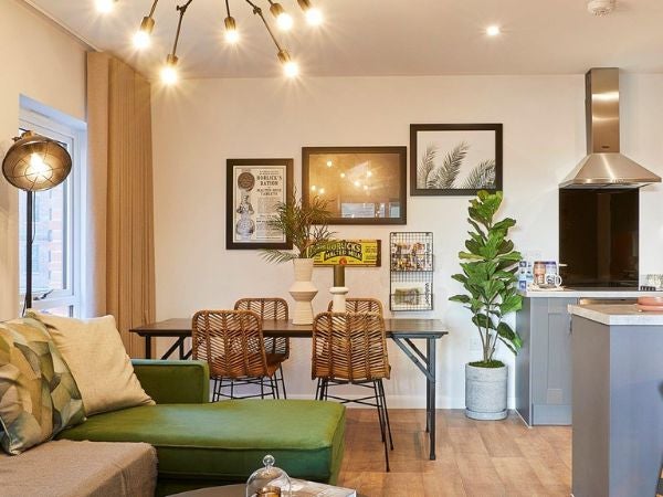 Horlicks Quarter show home - dining room