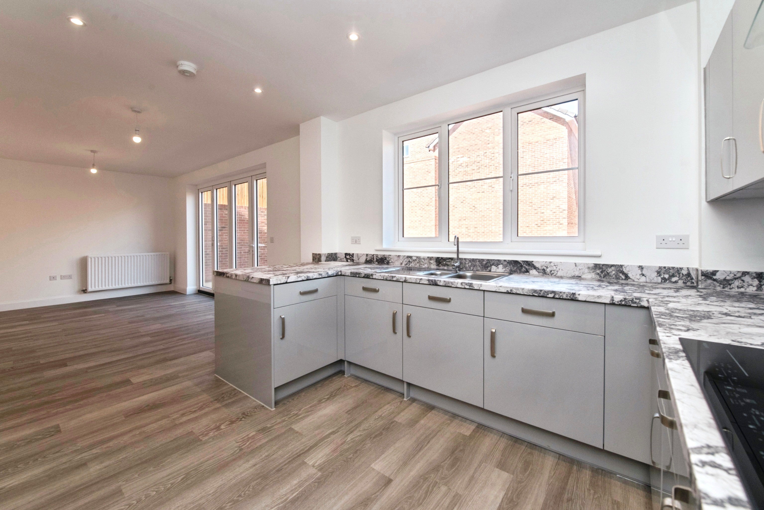 Heritage Green III 545 kitchen