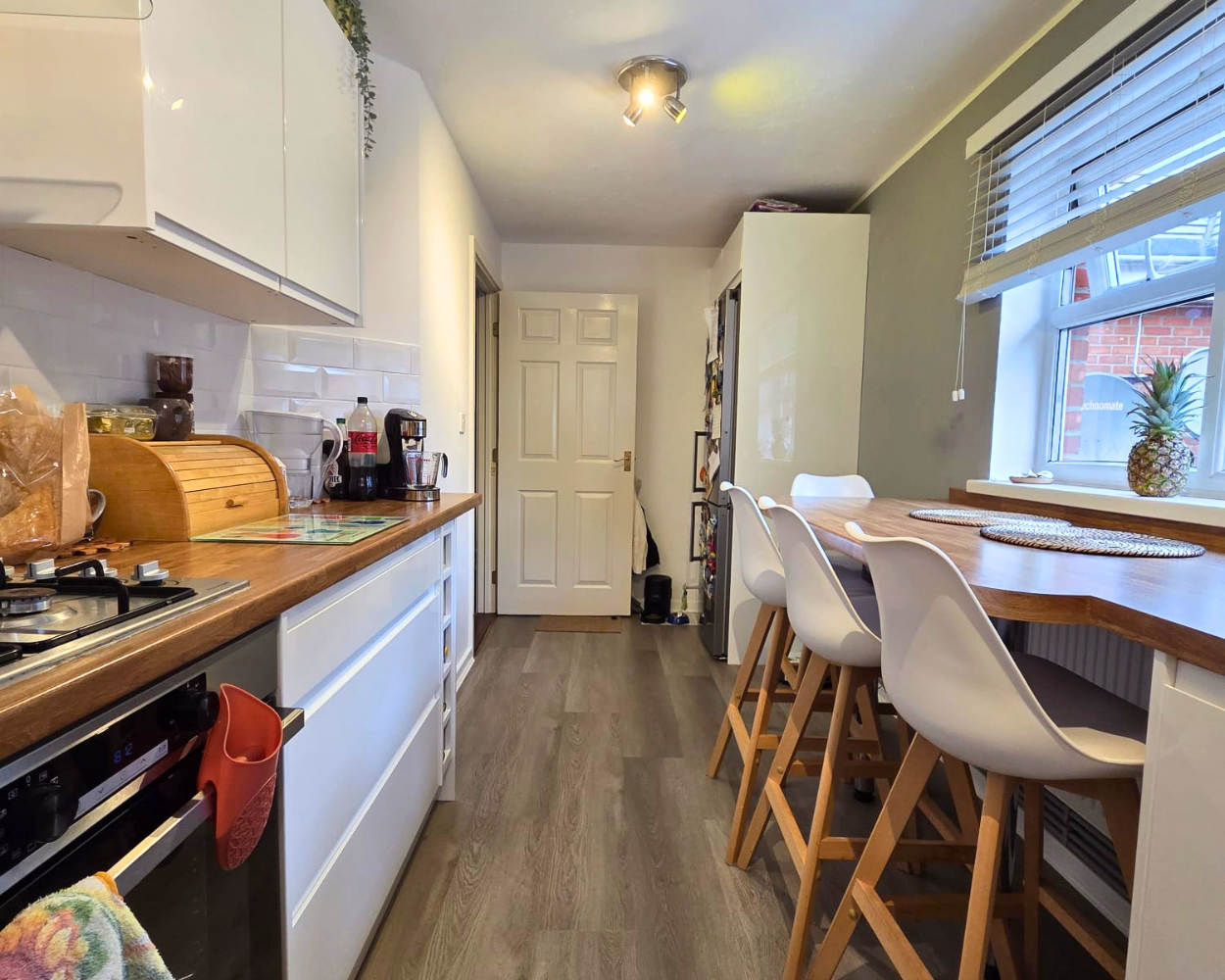 Kitchen/Breakfast room 3