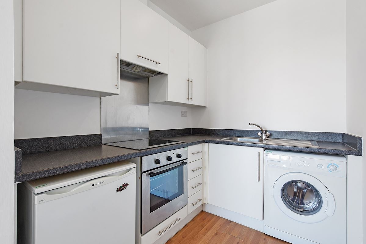 Templar House studio kitchen