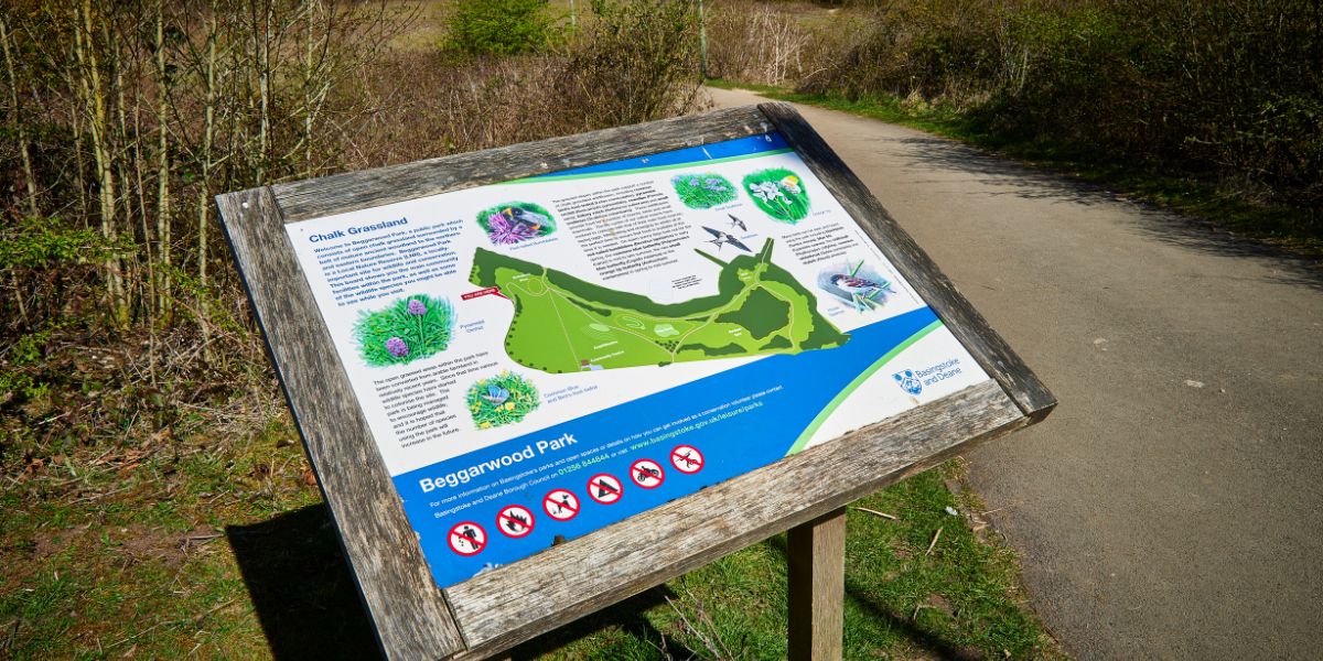 Beggarwood Park nearby