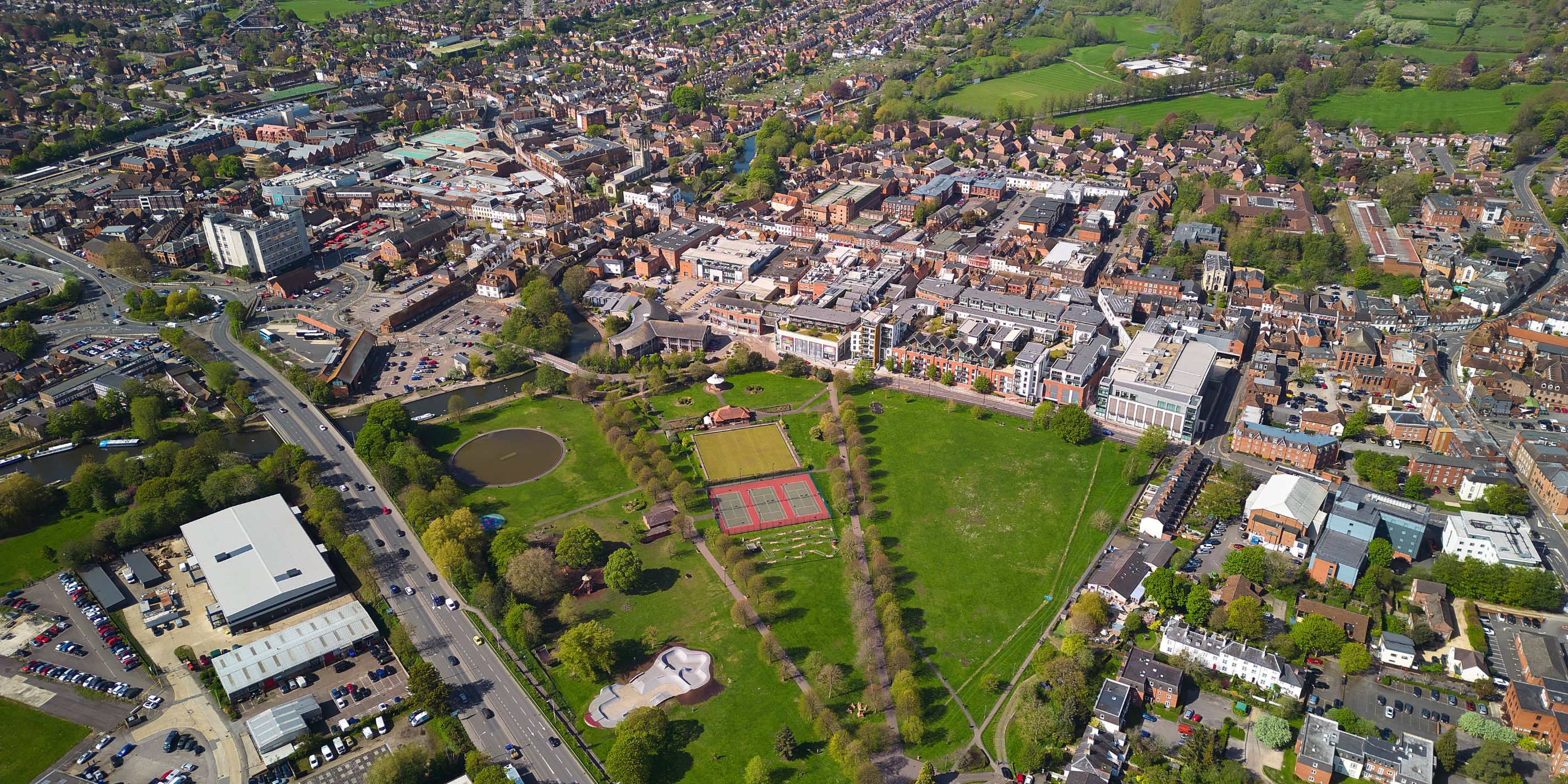 Victoria Park & Newbury Town Centre
