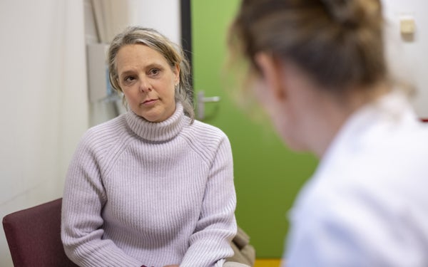 Patiënt in gesprek met een arts