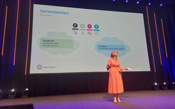 Bestuursvoorzitter Margriet Schneider UMC Utrecht keynote speaker tijdens Zorg & ICT event