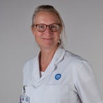 Foto van Broek, E.M.J.M.  van den  (Emke)