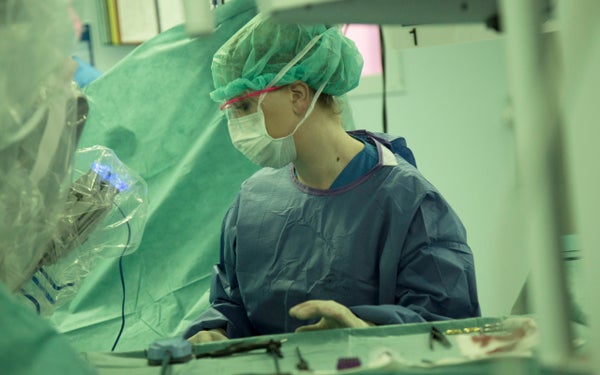 Robot-geassisteerde blaasoperatie met da Vinci operatierobot.