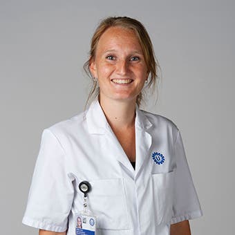 Mast, S.J.   (Sanne)