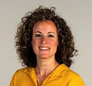 Veenman, J.E.   (Jacqueline)