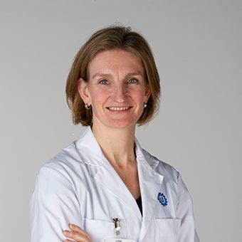 Leeuwen , L.A.  van (Leonie)