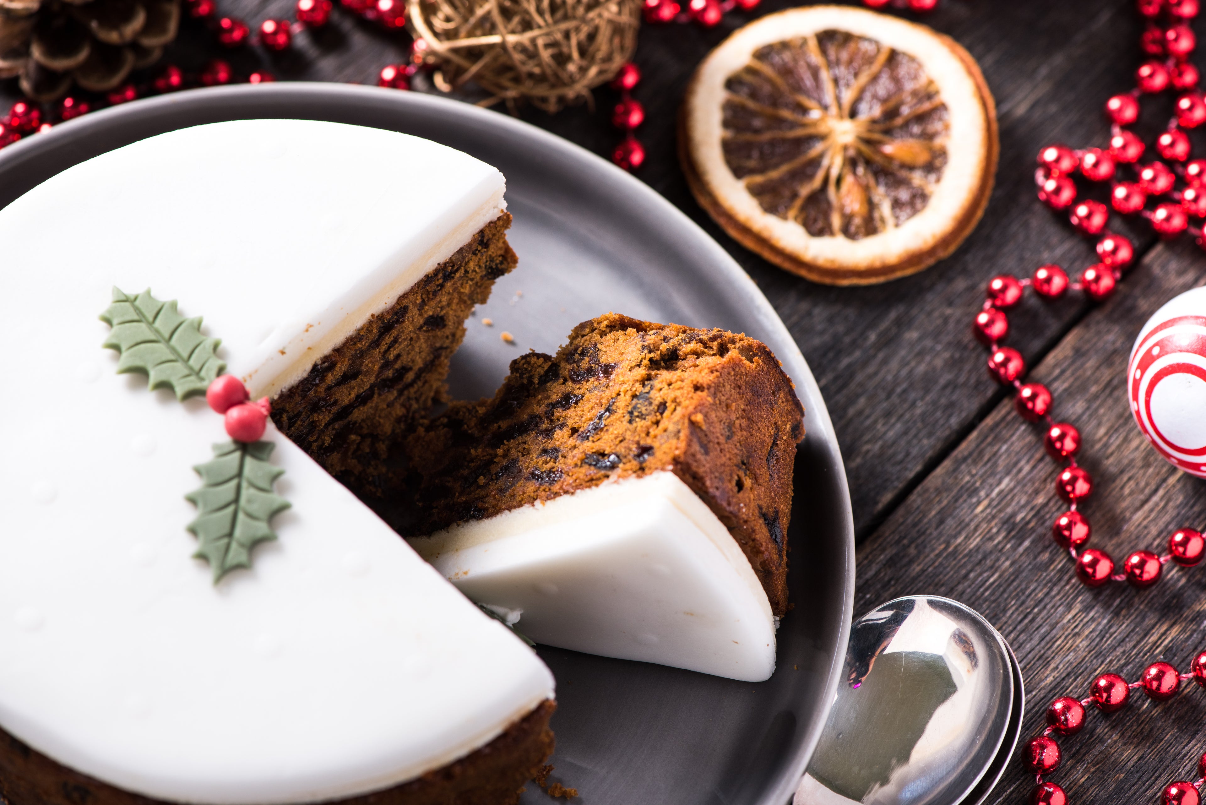 White christmas cake White Christmas Cake | Baking Mad