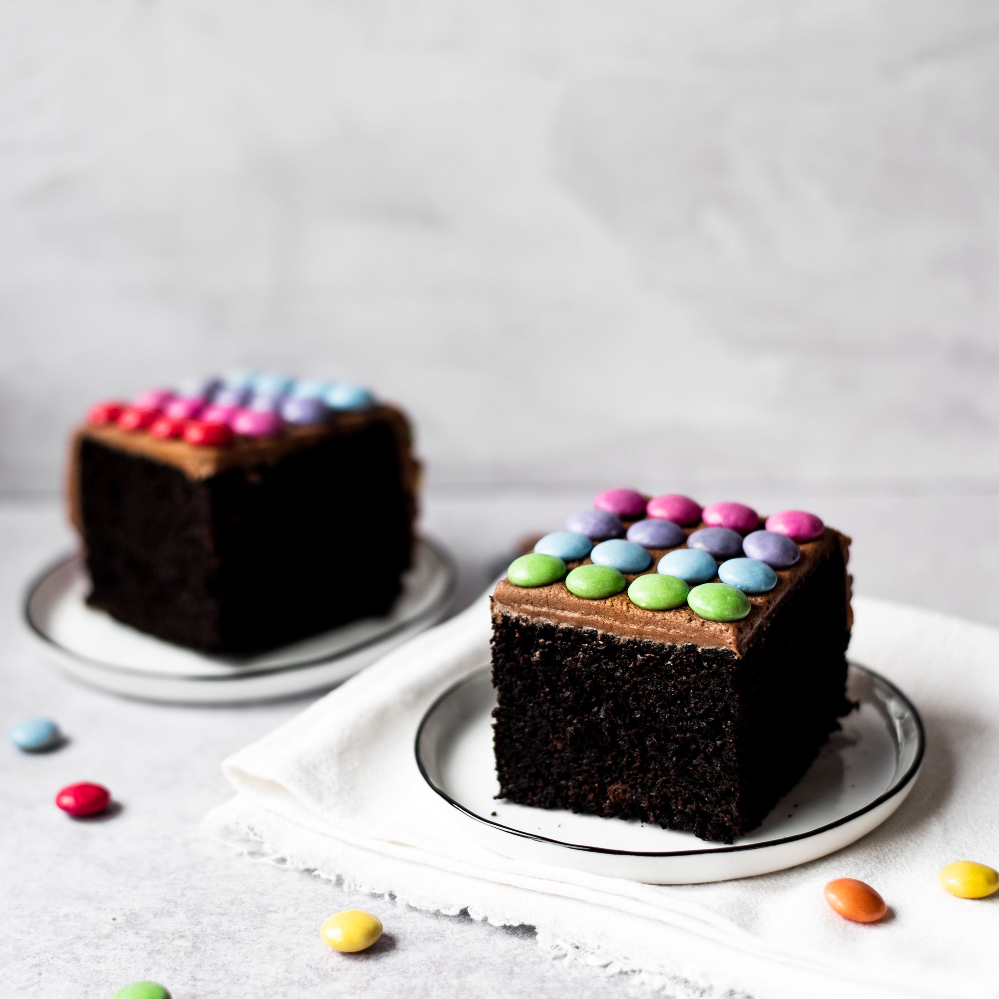 Chocolate Smarties Cake | How to Make a Smarties Chocolate Cake ...