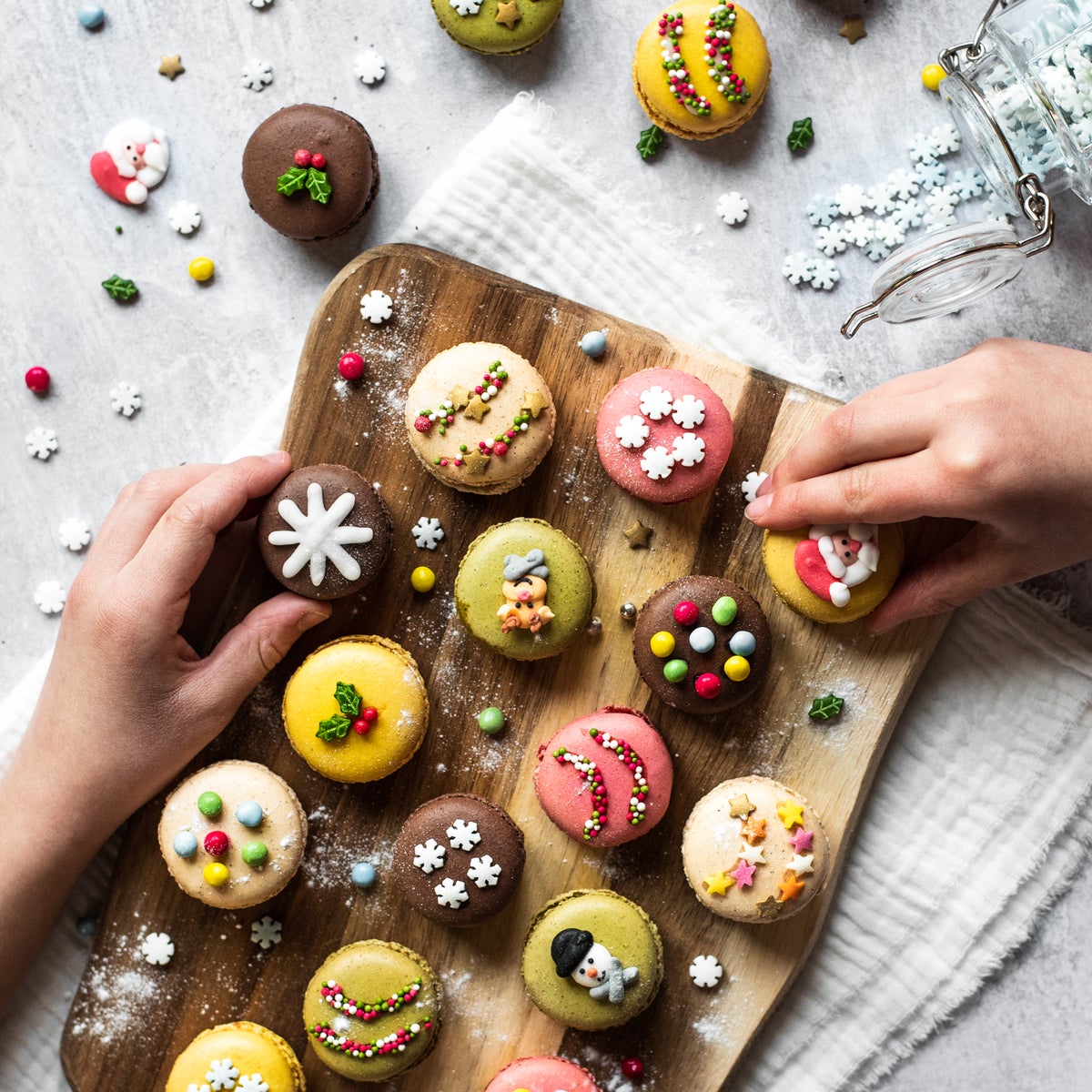 Macarons ifyougiveablondeakitchen Christmas Macaroons | Baking Mad