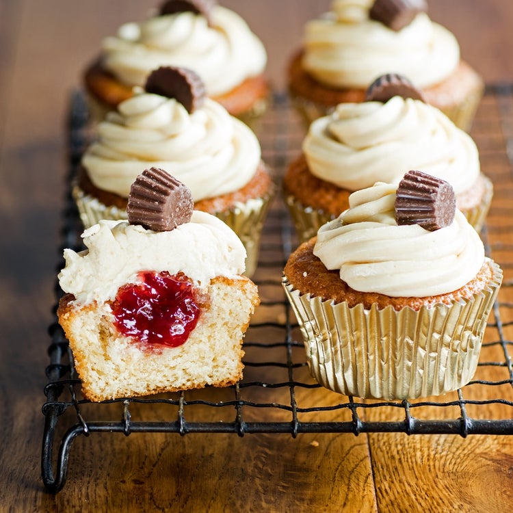 Peanut butter and jelly cupcakes | Baking Mad