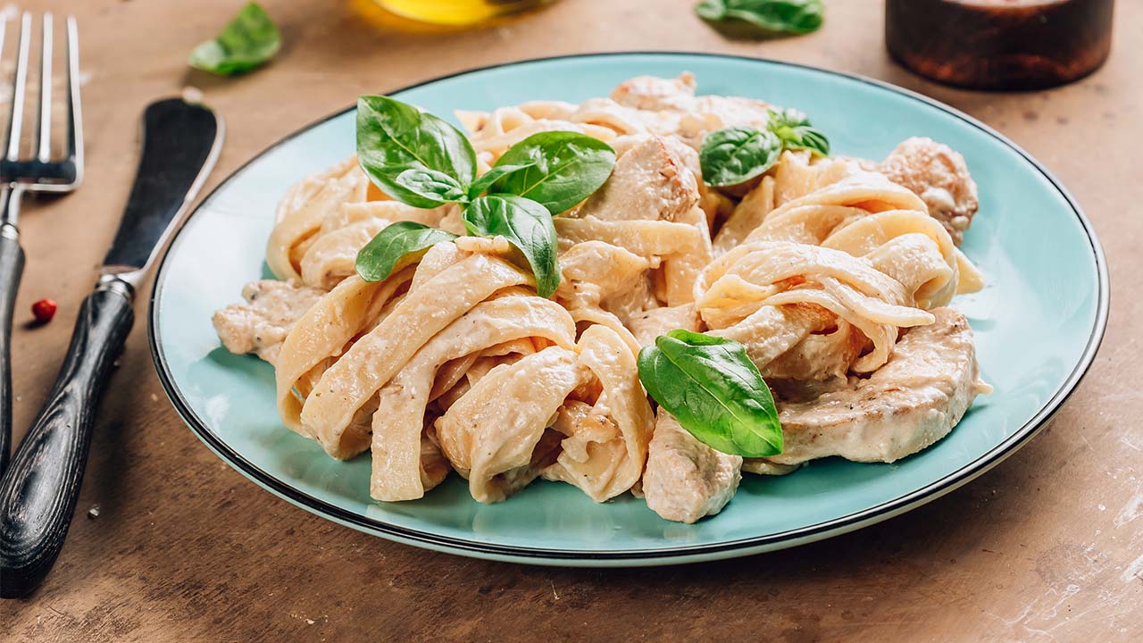 Fettuccine Alfredo