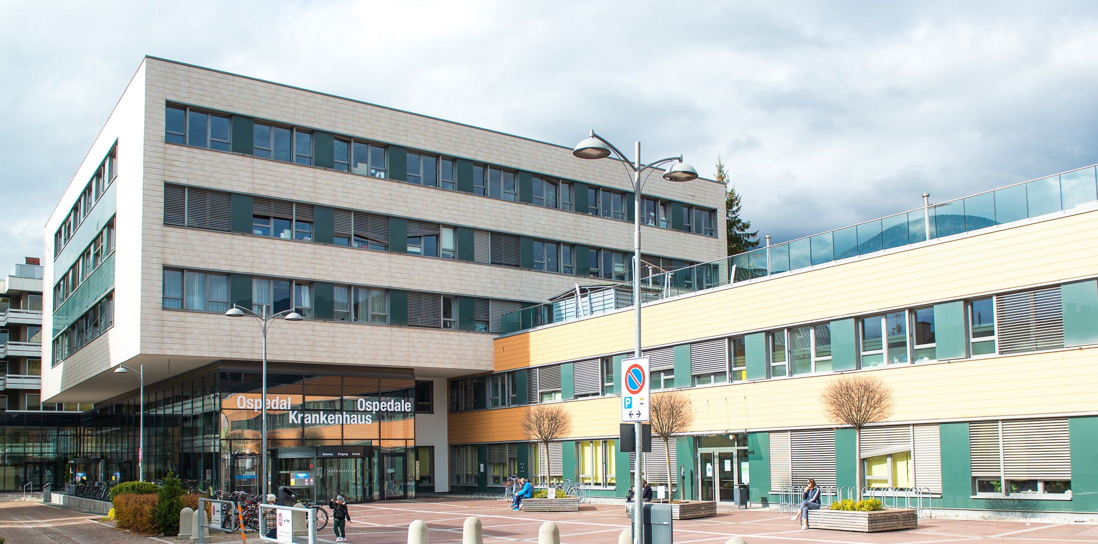 Das ist das Krankenhaus in Bruneck.