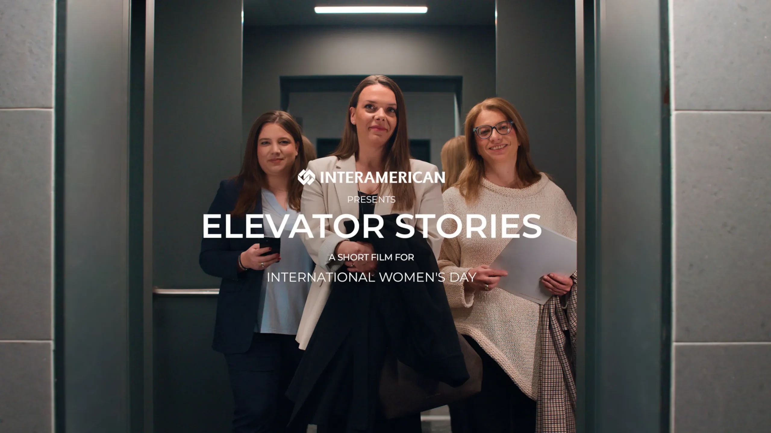 Elevator Stories – Μια μέρα στη ζωή κάθε γυναίκας που μας εμπνέει