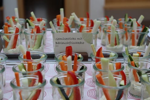 Gemüsesticks mit Bärlauchfrischkäse